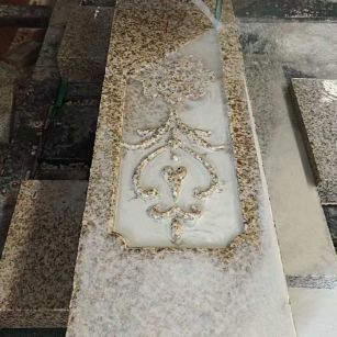 南京 黄金麻花岗岩异形加工雕刻栏杆大柱