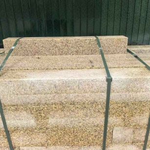 南京 黄金麻花岗岩石材机切面栏杆料半成品