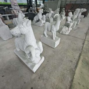南京 芝麻白花岗岩造型立体雕刻——十二生肖