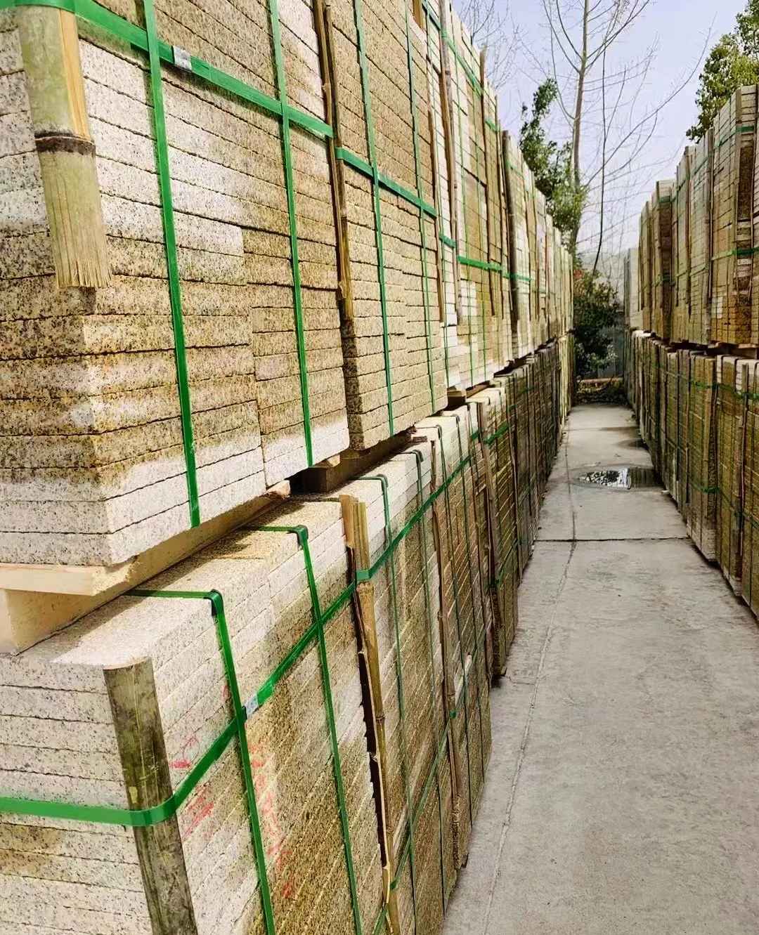 南京 黄金麻花岗岩荔枝面地铺石