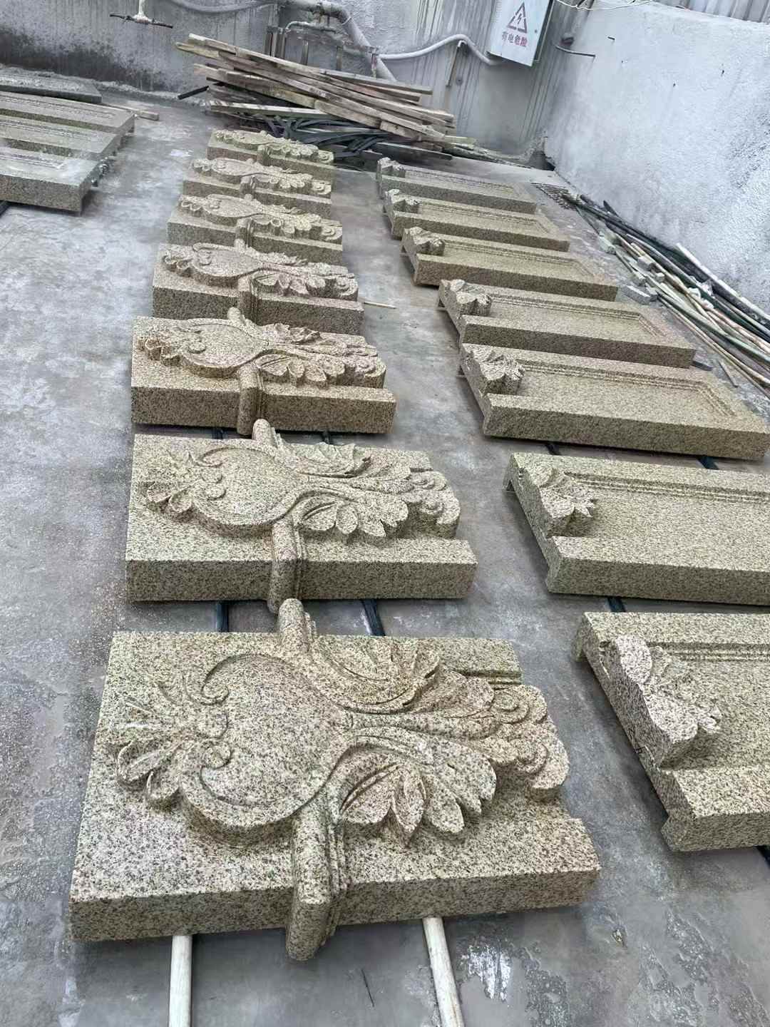 南京 黄金麻花岗岩别墅外墙雕刻板