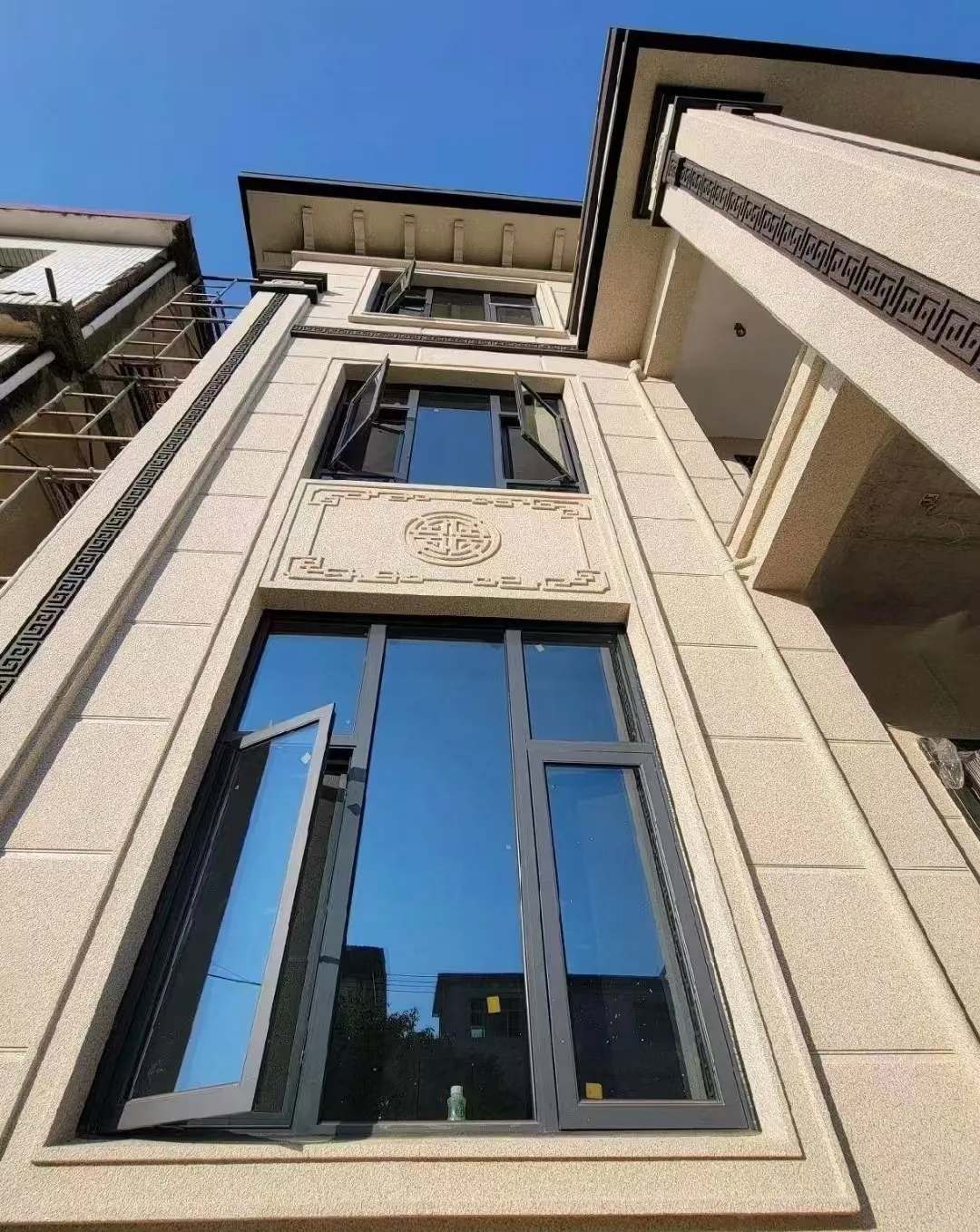 南京 黄金麻荔枝面别墅外墙干挂效果展示