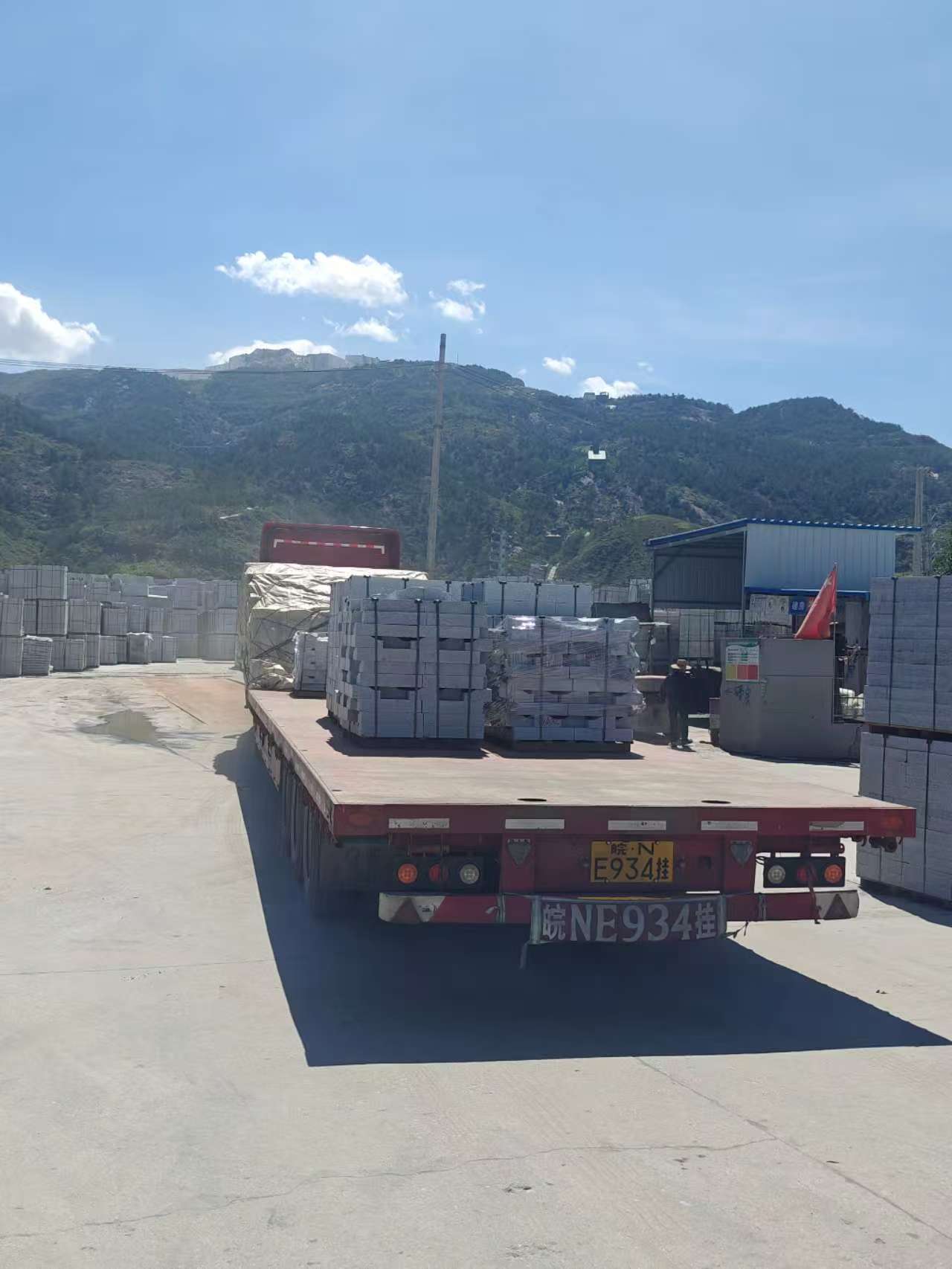 南京 芝麻白仿形路沿石，直形路沿石