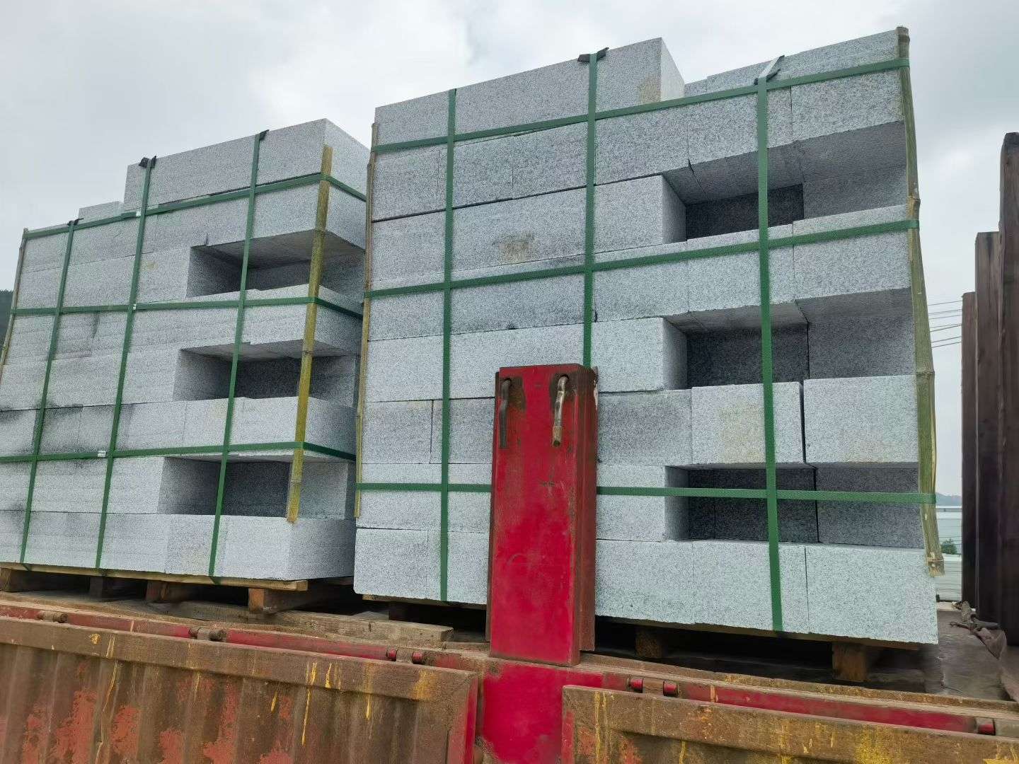 南京 芝麻白花岗岩路沿石，平石，路侧石，马路牙子，路缘石，立缘石，平缘石等